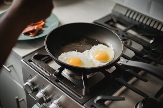 Chili Garlic Scrambled Eggs , Spiced Breakfast Eggs
